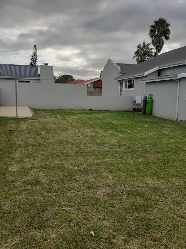 3 Bedroom Property for Sale in Albertinia Western Cape